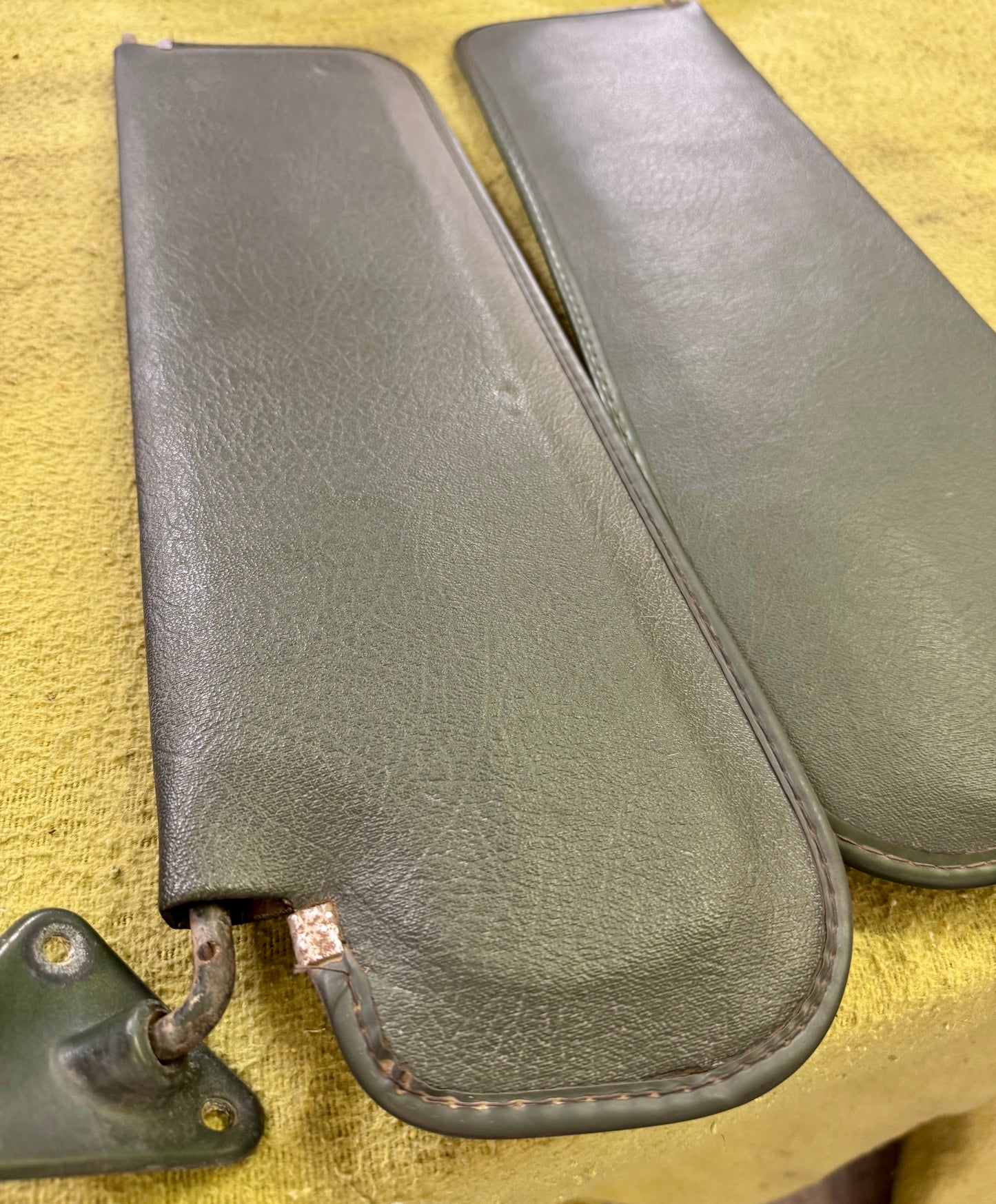 1967-1972 sunvisors