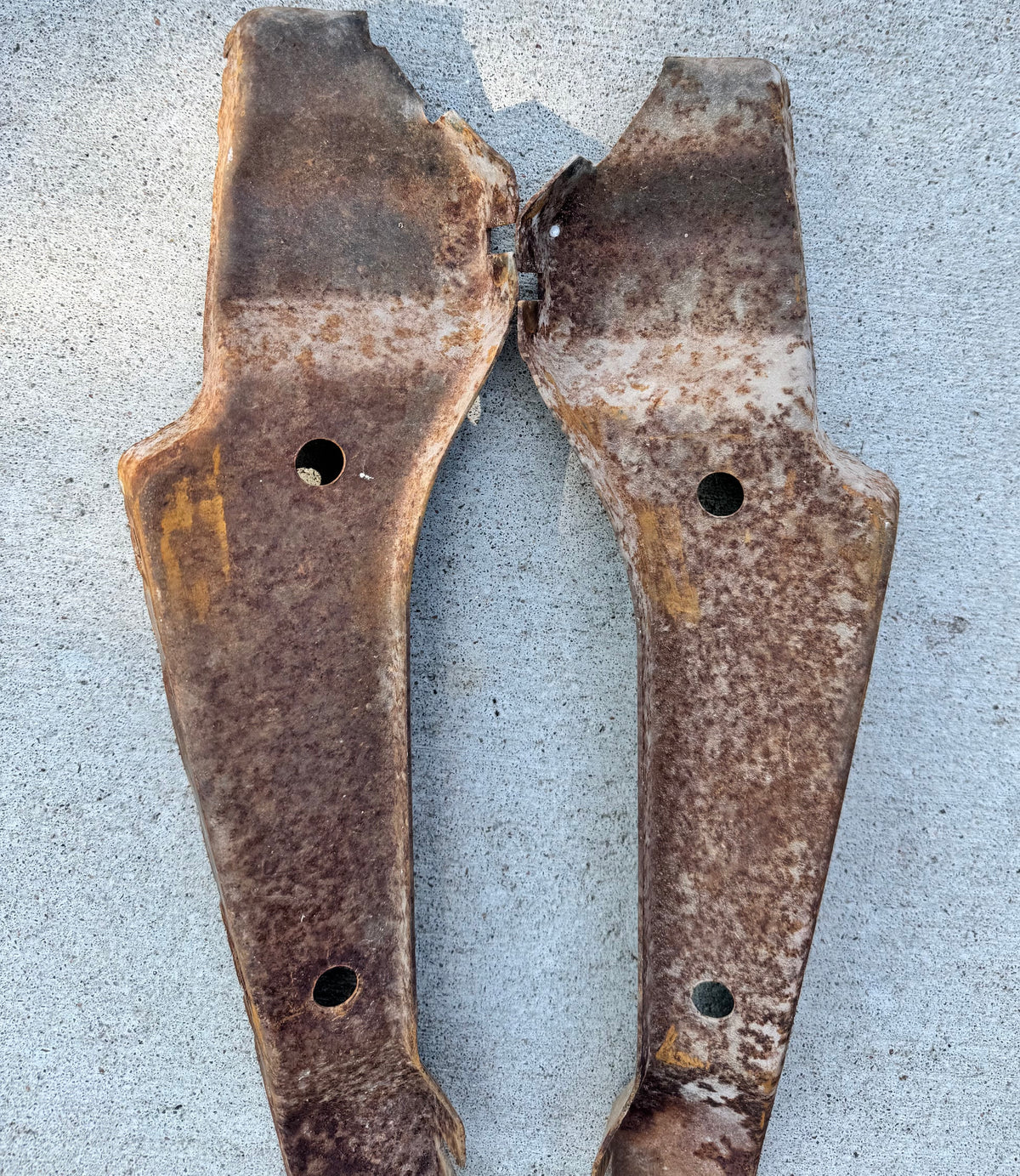 1975-80 Grille brackets