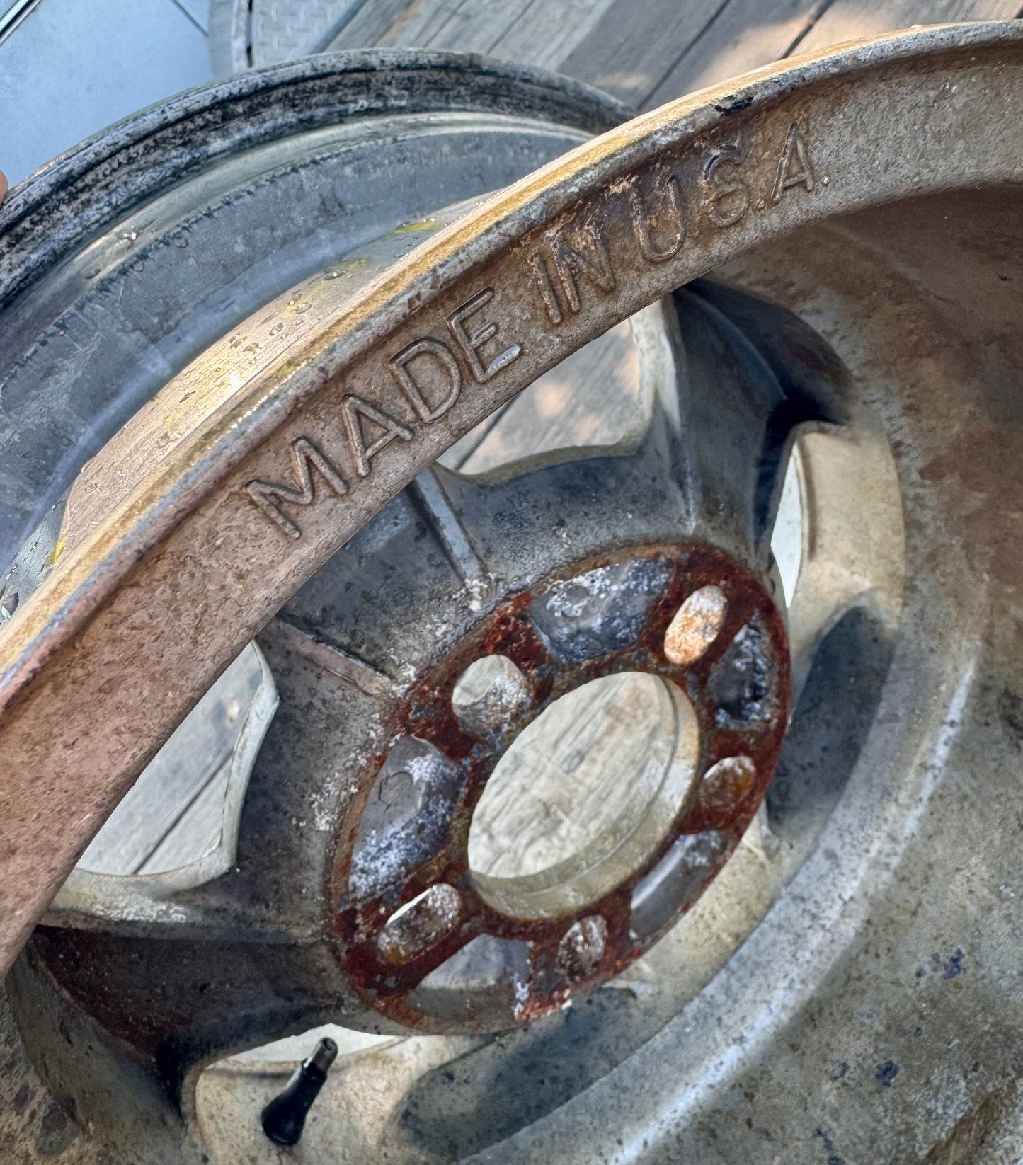 Vintage 15x7.5 E/T aluminum wheels