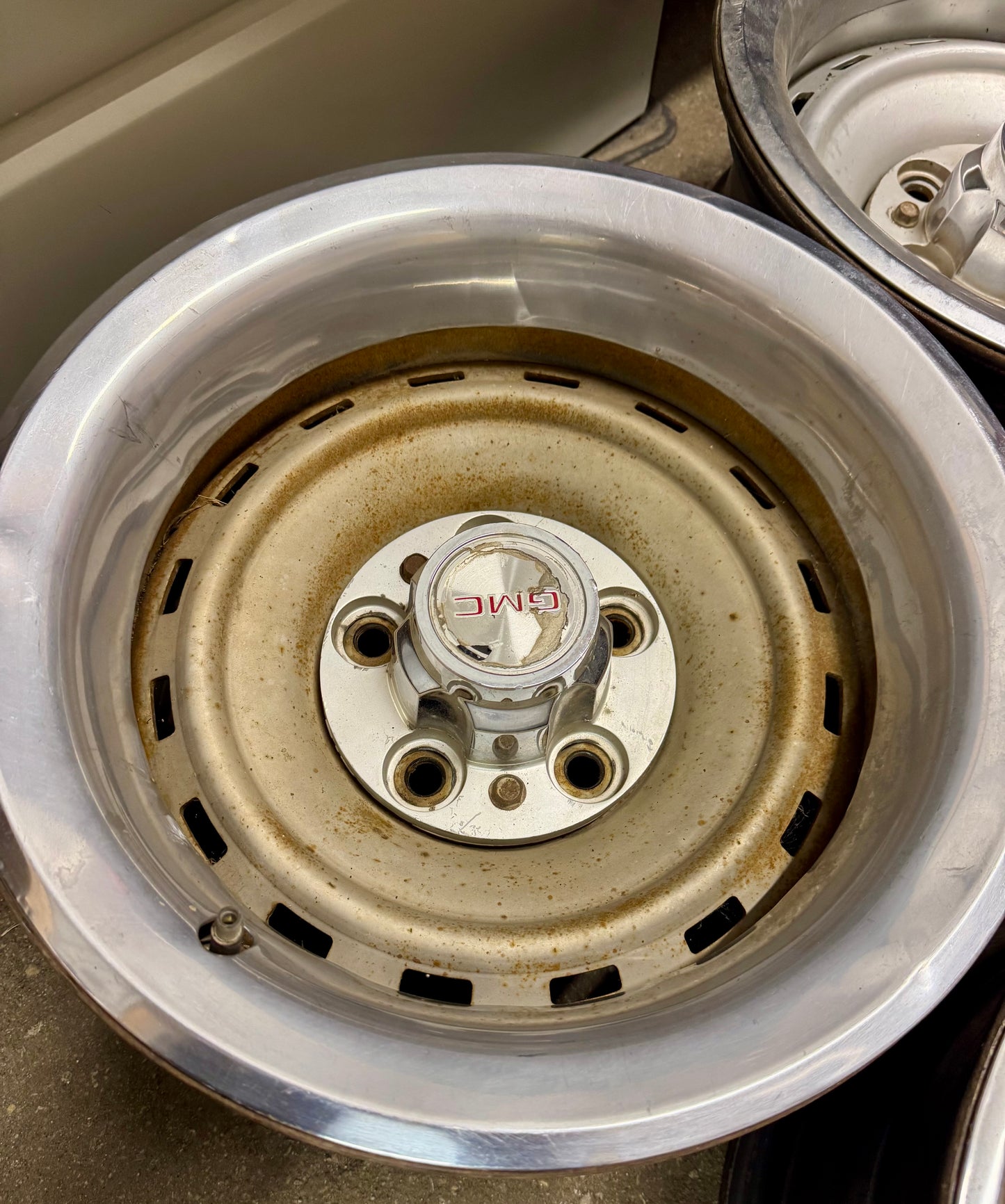 15x8 5 lug rally wheels