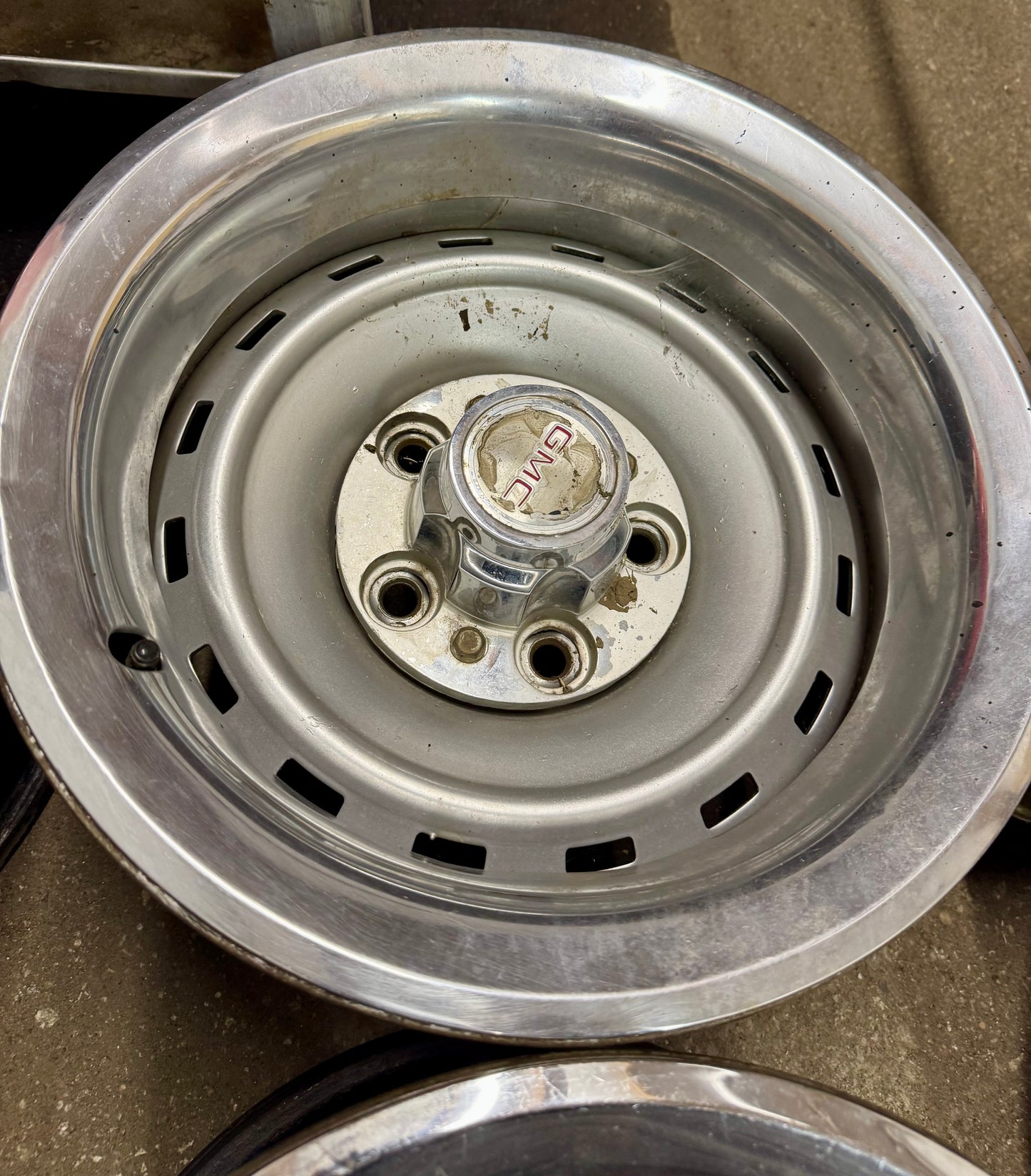 15x8 5 lug rally wheels