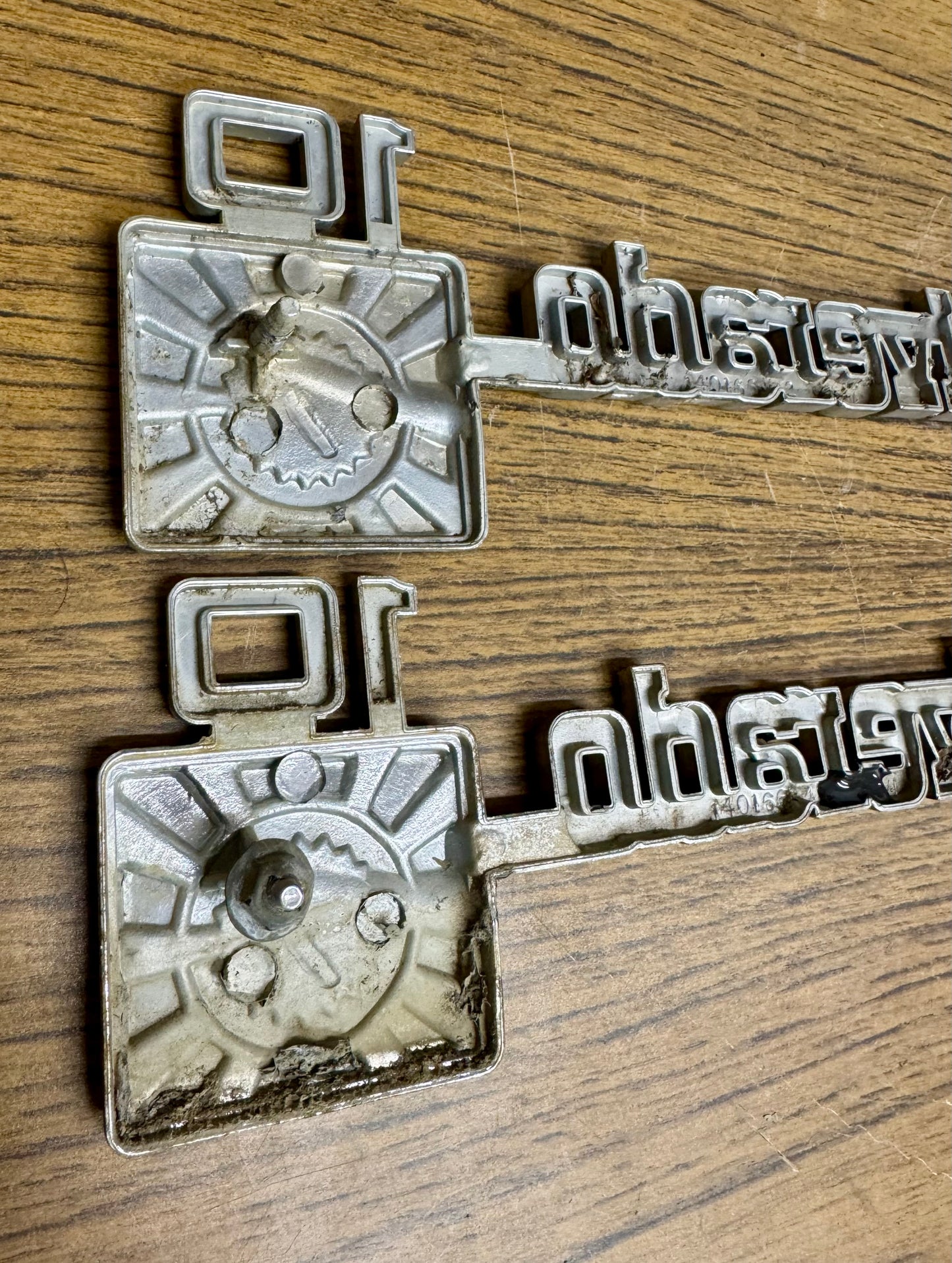 1975-1980 Silverado fender emblems