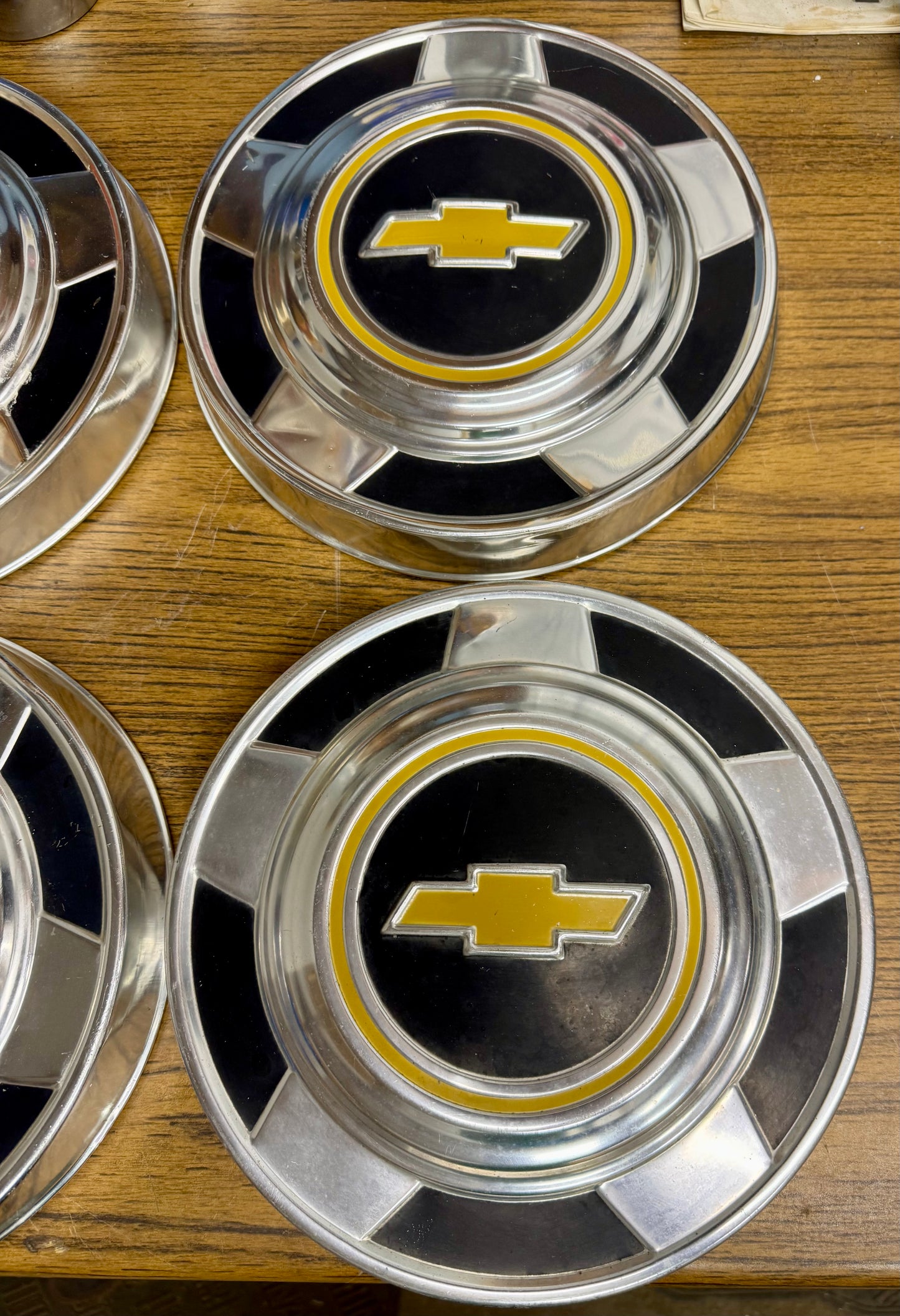 1976-1988 1/2 ton hubcaps