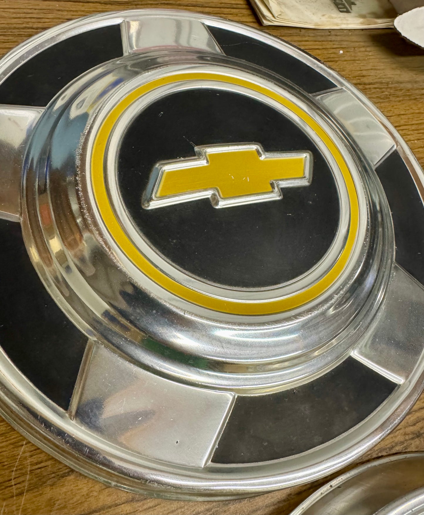 1976-1988 1/2 ton hubcaps