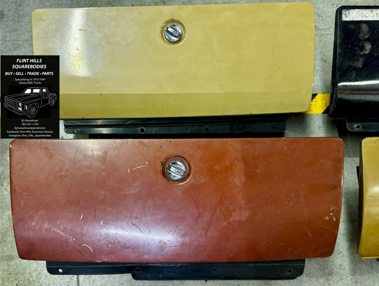 Assortment of glove boxes