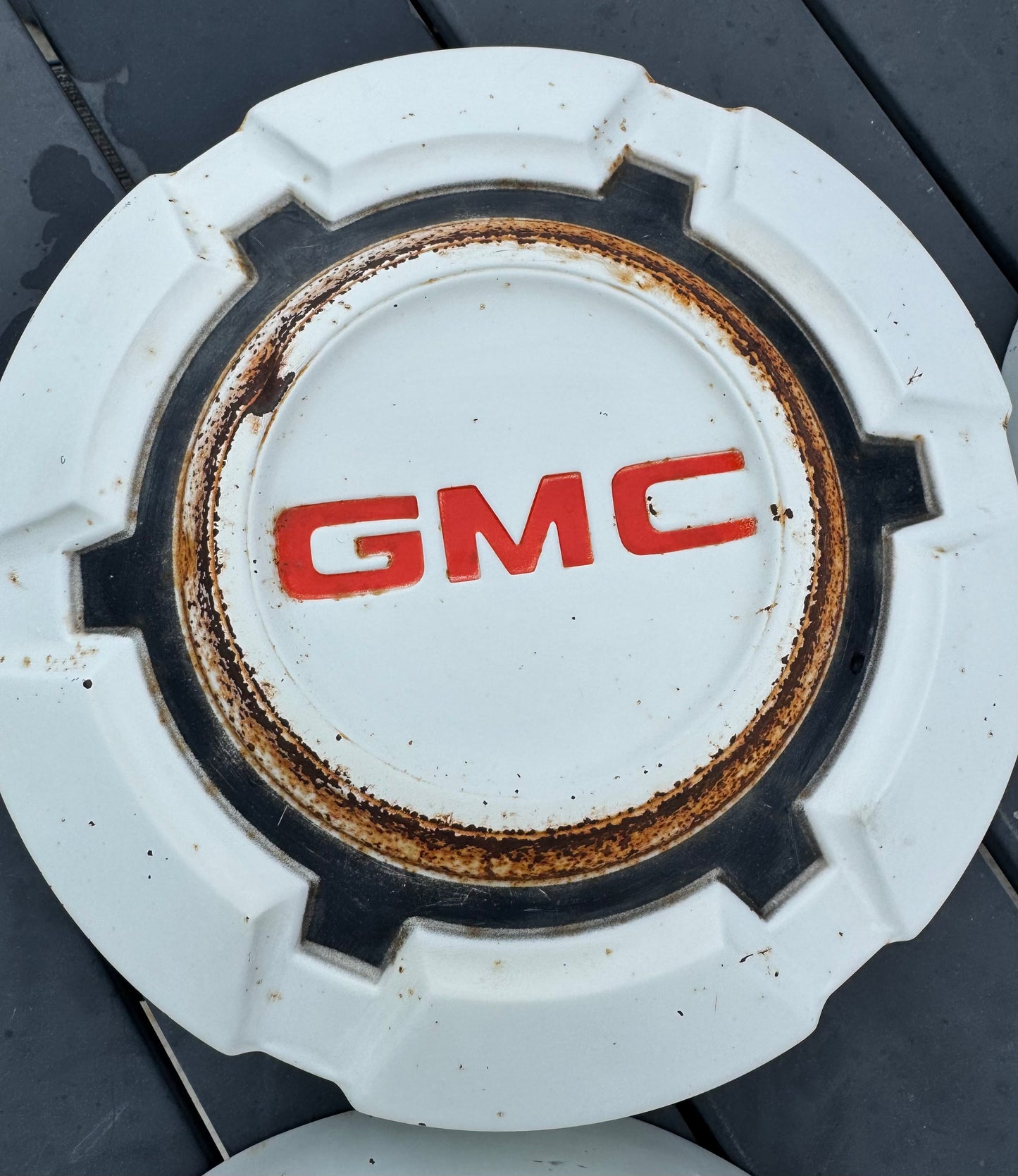1969-1976 GMC Hubcaps