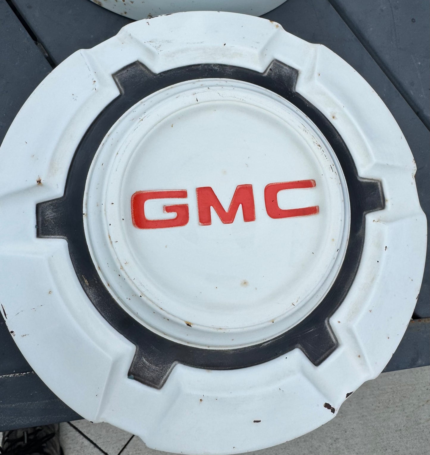 1969-1976 GMC Hubcaps