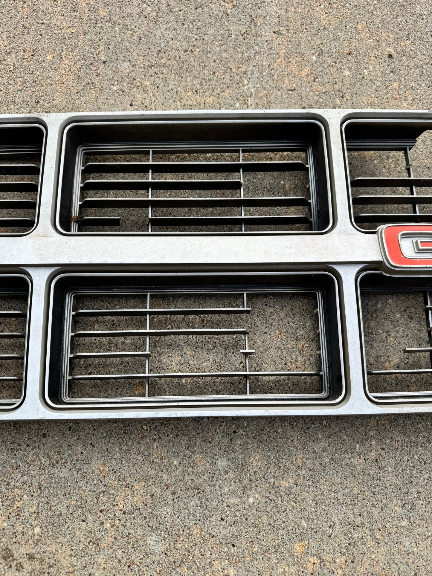 1977-80 GMC grille