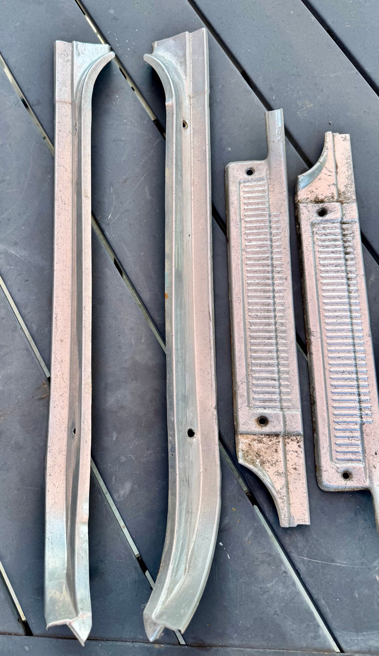1973-77 Door sill plates