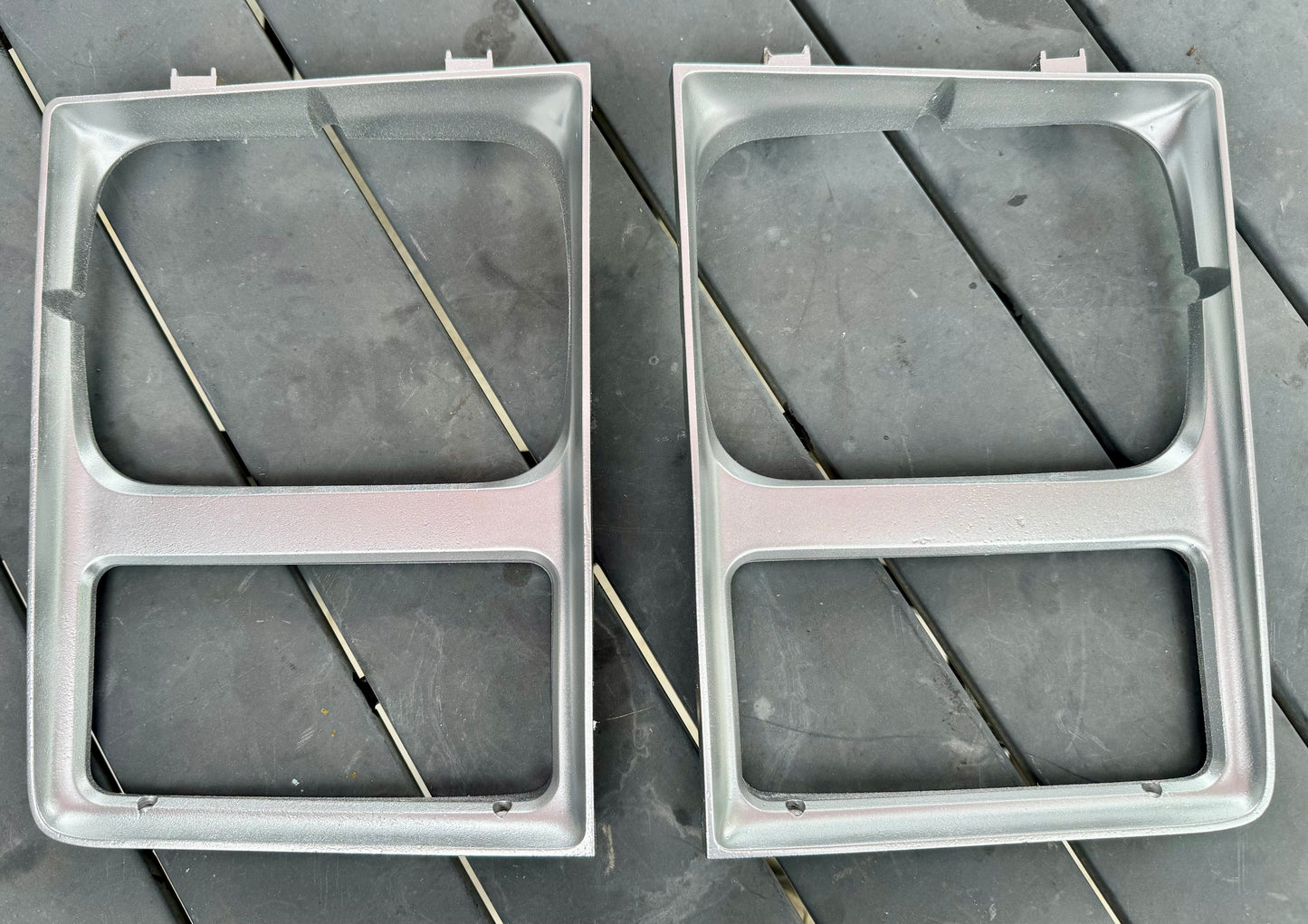 1985-1988 Single Headlamp bezel set