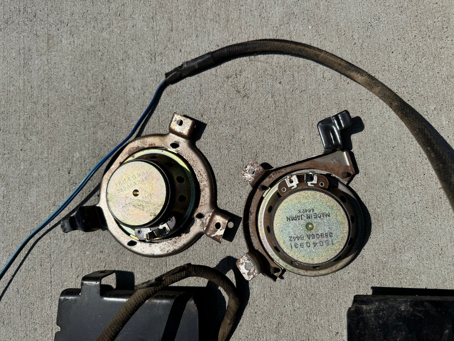 1981-1987 front/rear speakers