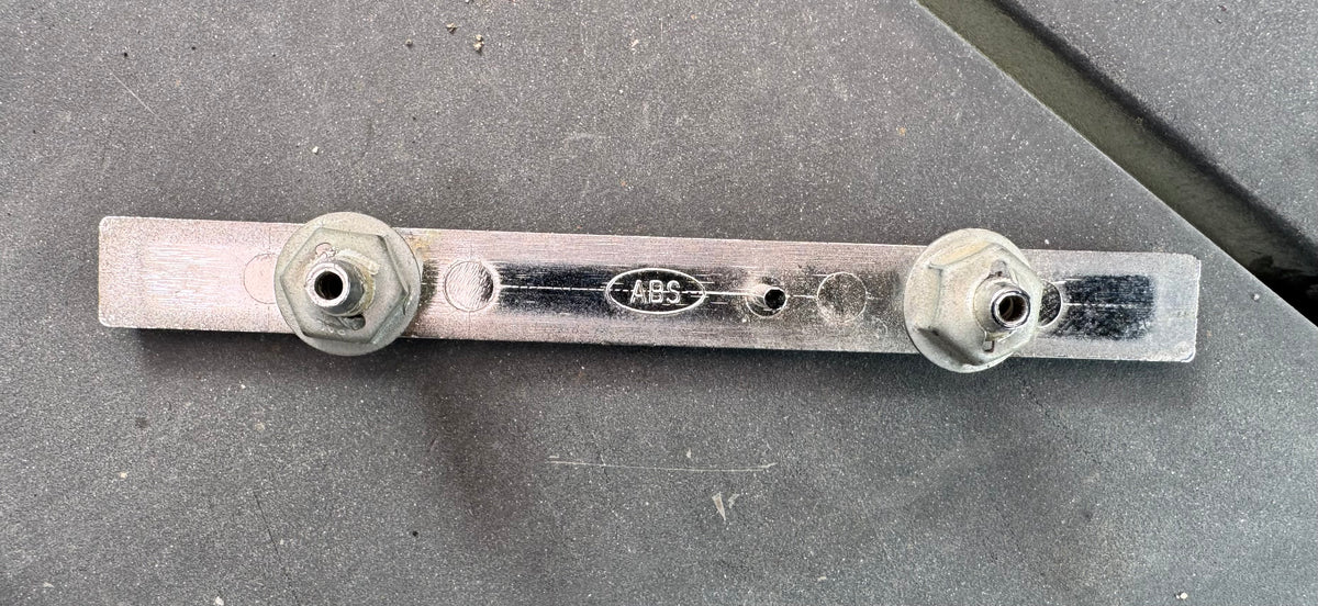 1989-91 Silverado dash emblem