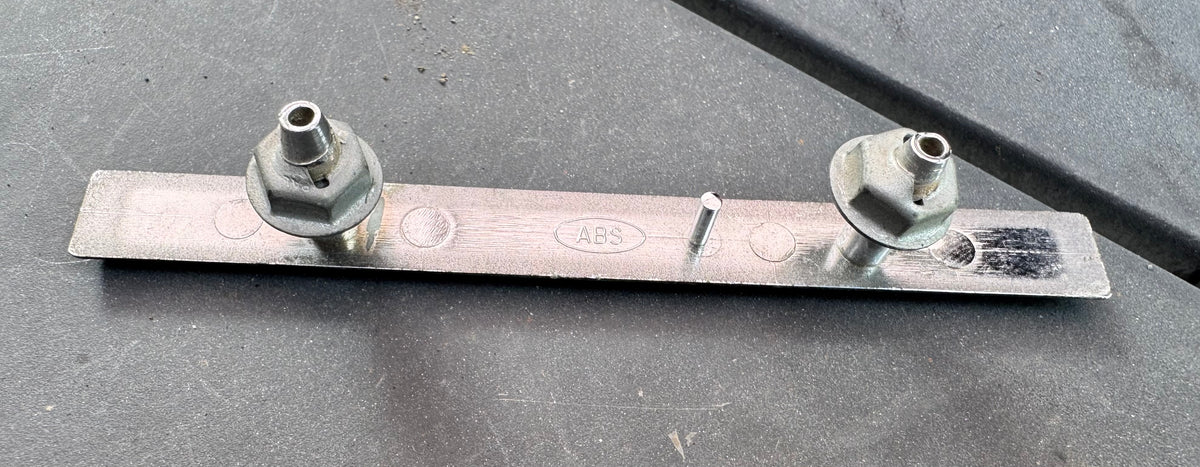 1989-91 Silverado dash emblem