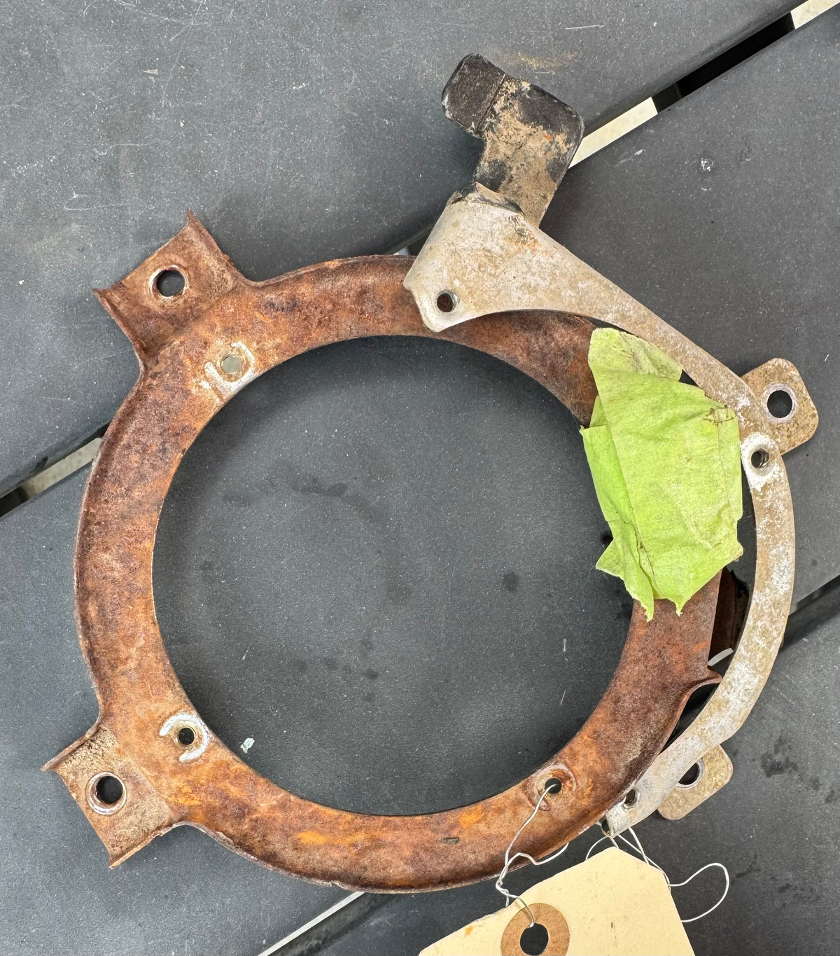 1981-91 dash speaker brackets