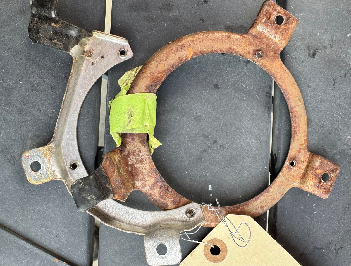 1981-91 dash speaker brackets