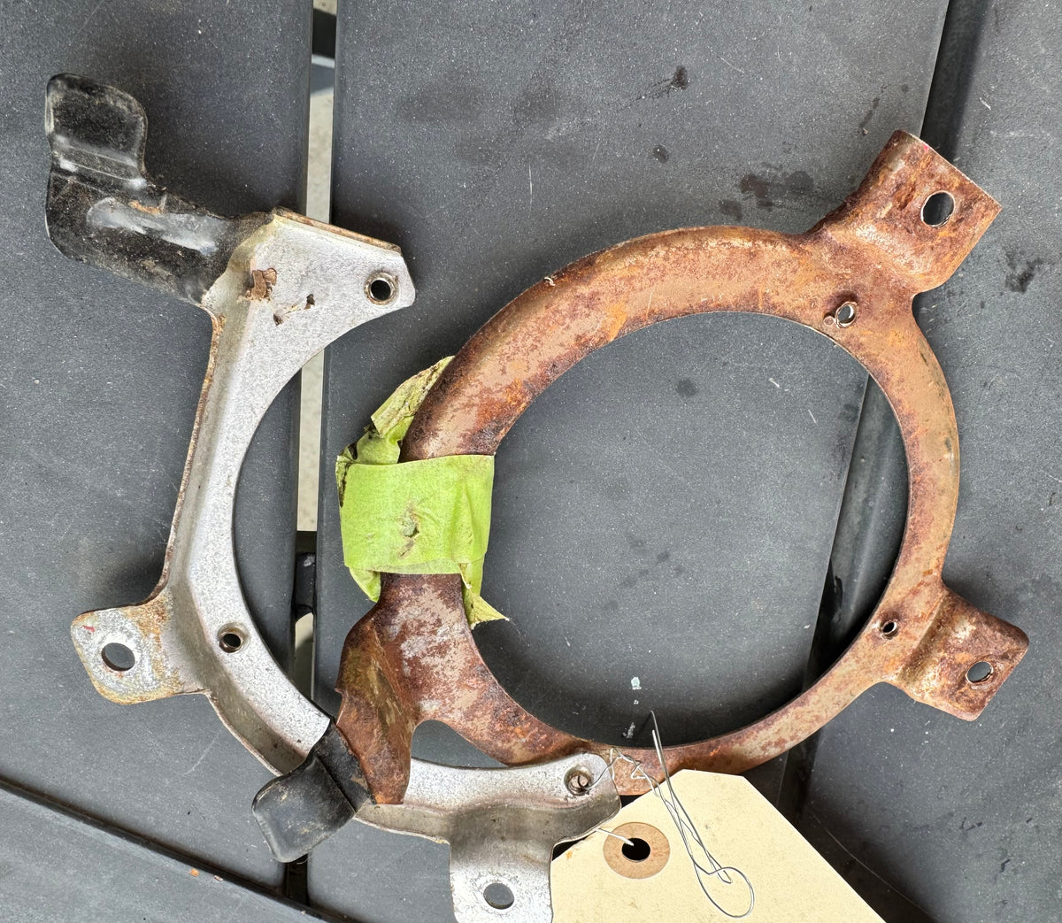 1981-91 dash speaker brackets