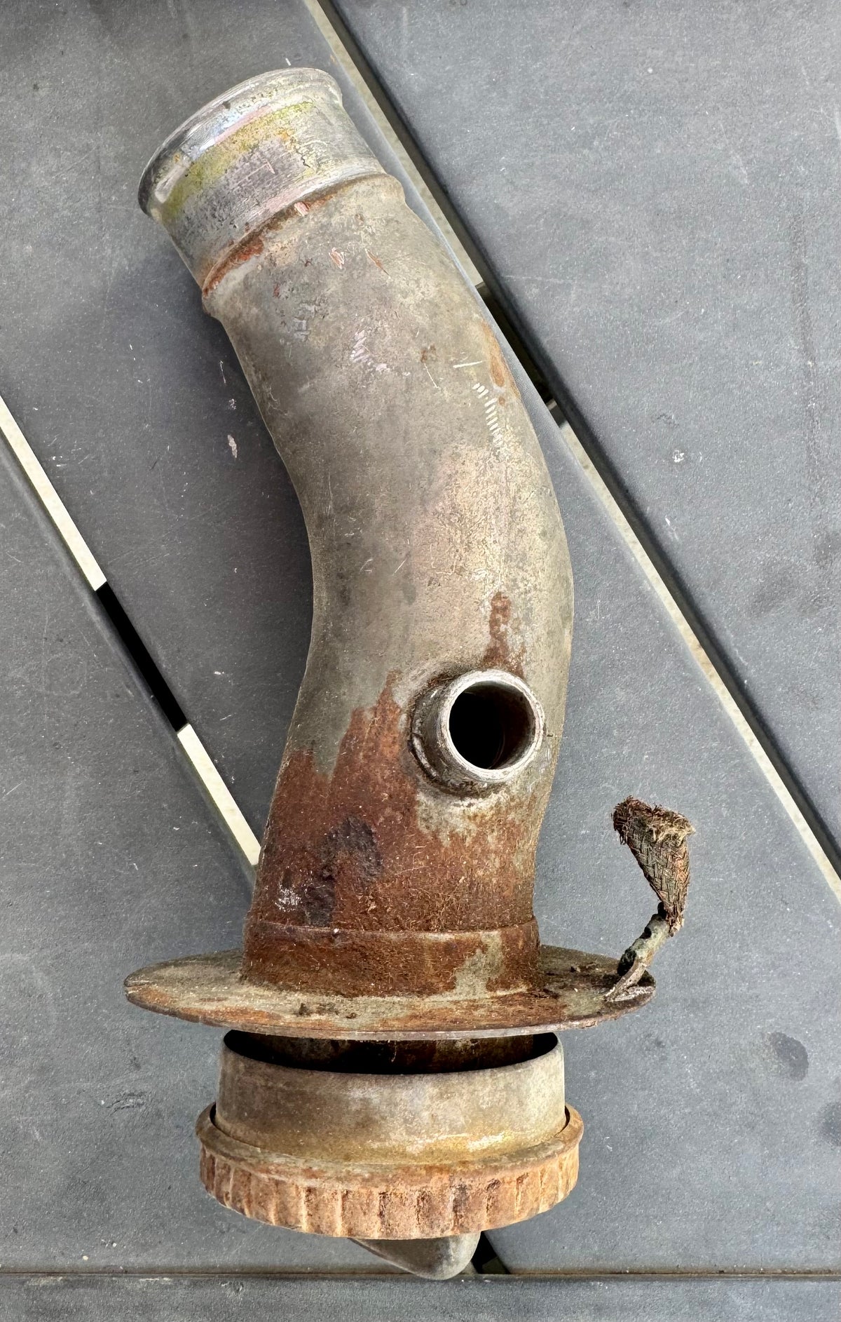 1984-87 Fuel Filler pipe