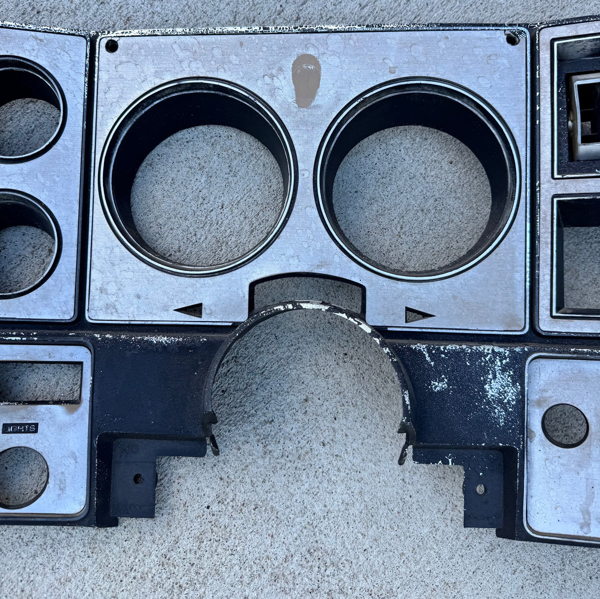 1978-1980 Instrument panel bezel