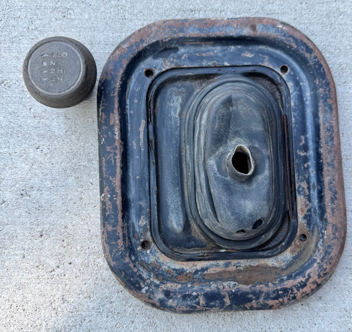 NP205 base, boot and knob