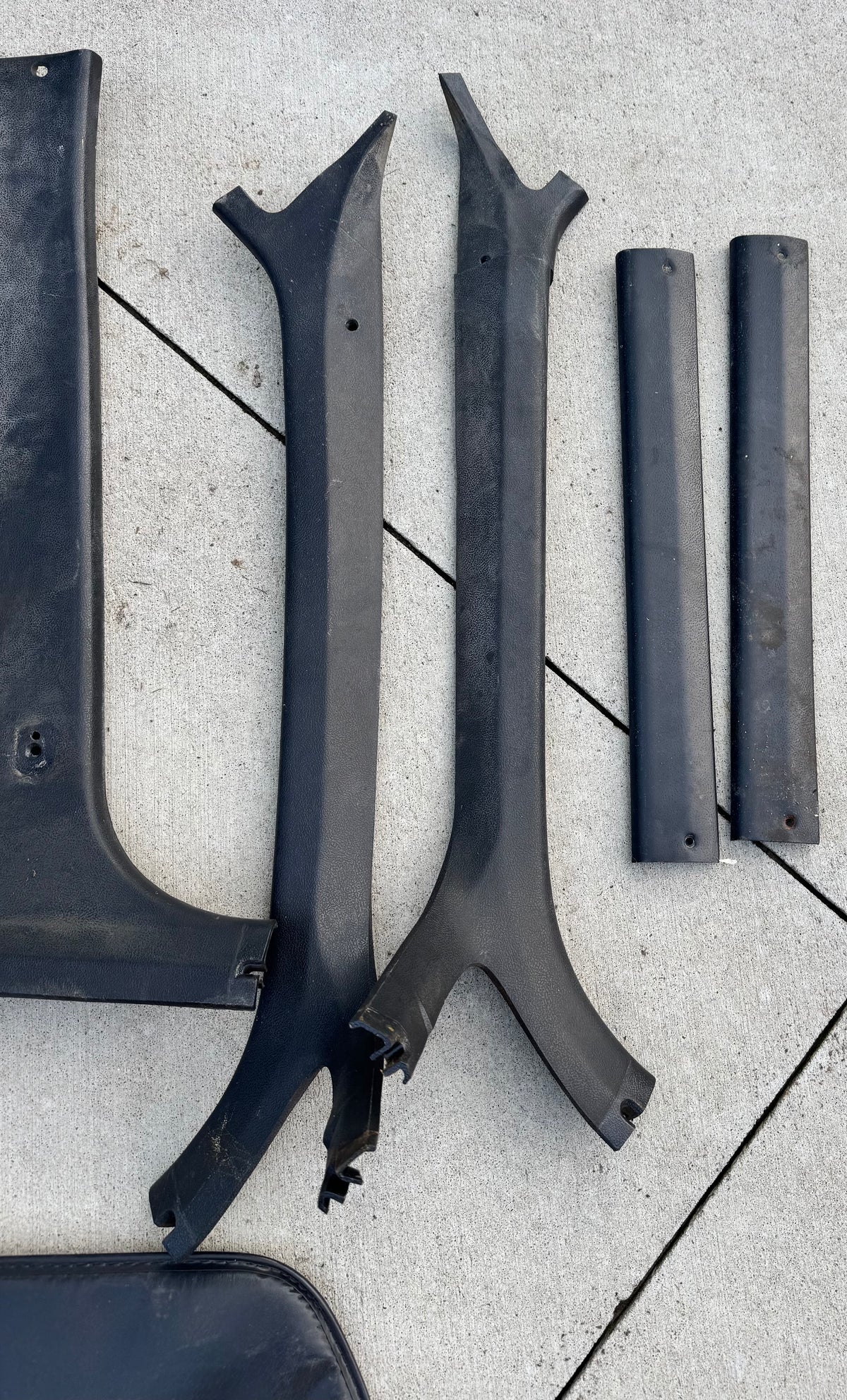 1981-87 Charcoal interior trim