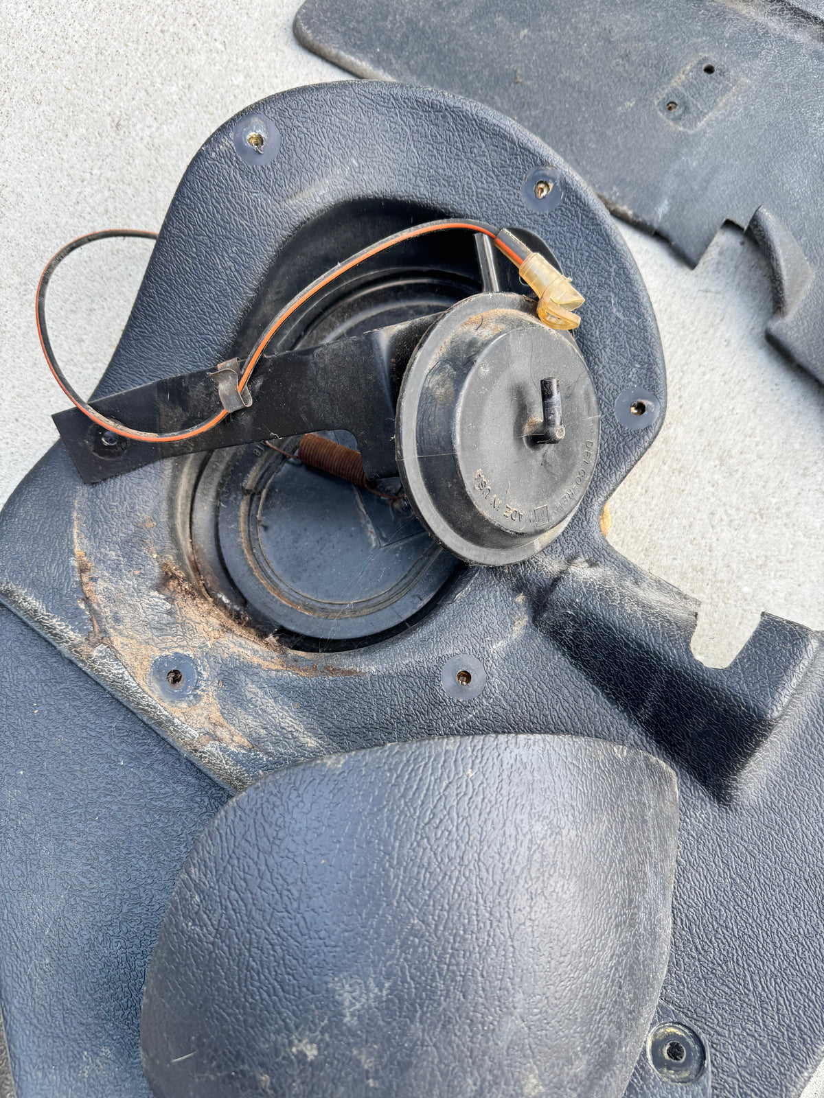 1981-87 Charcoal interior trim