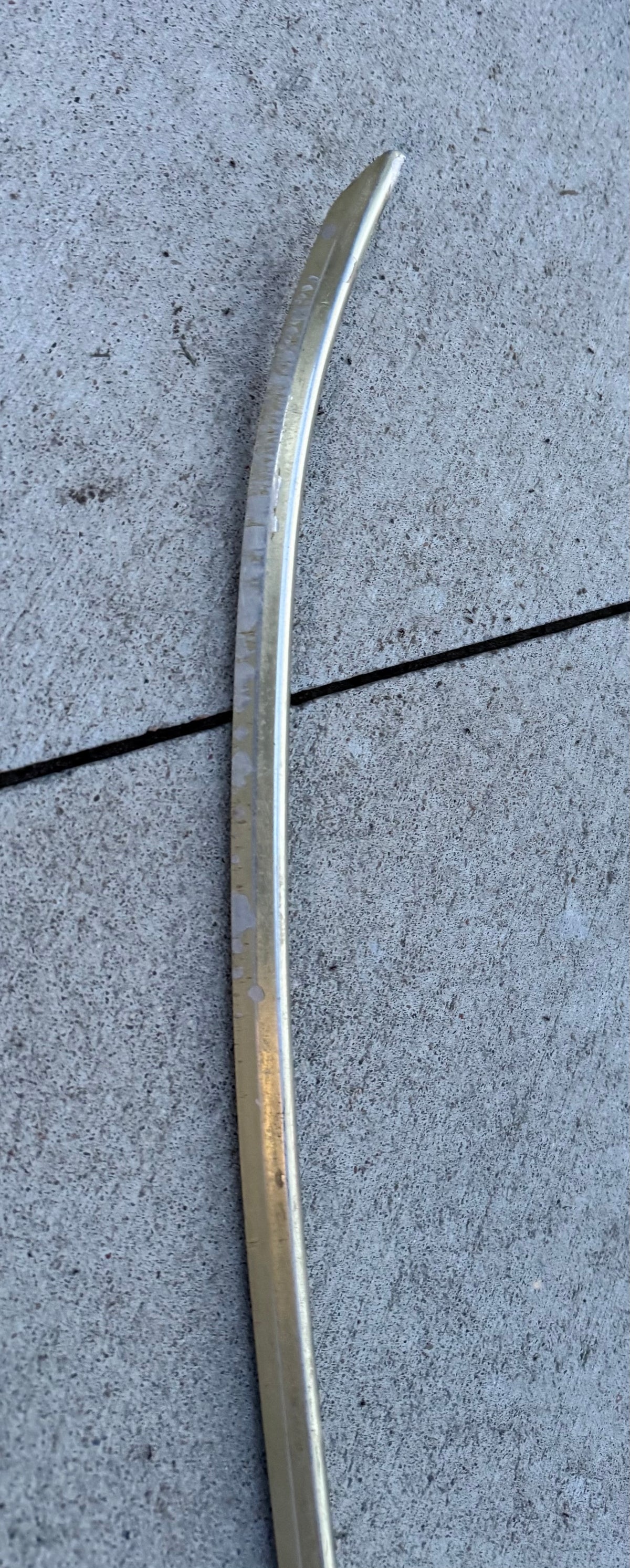 1973-80 Hood trim
