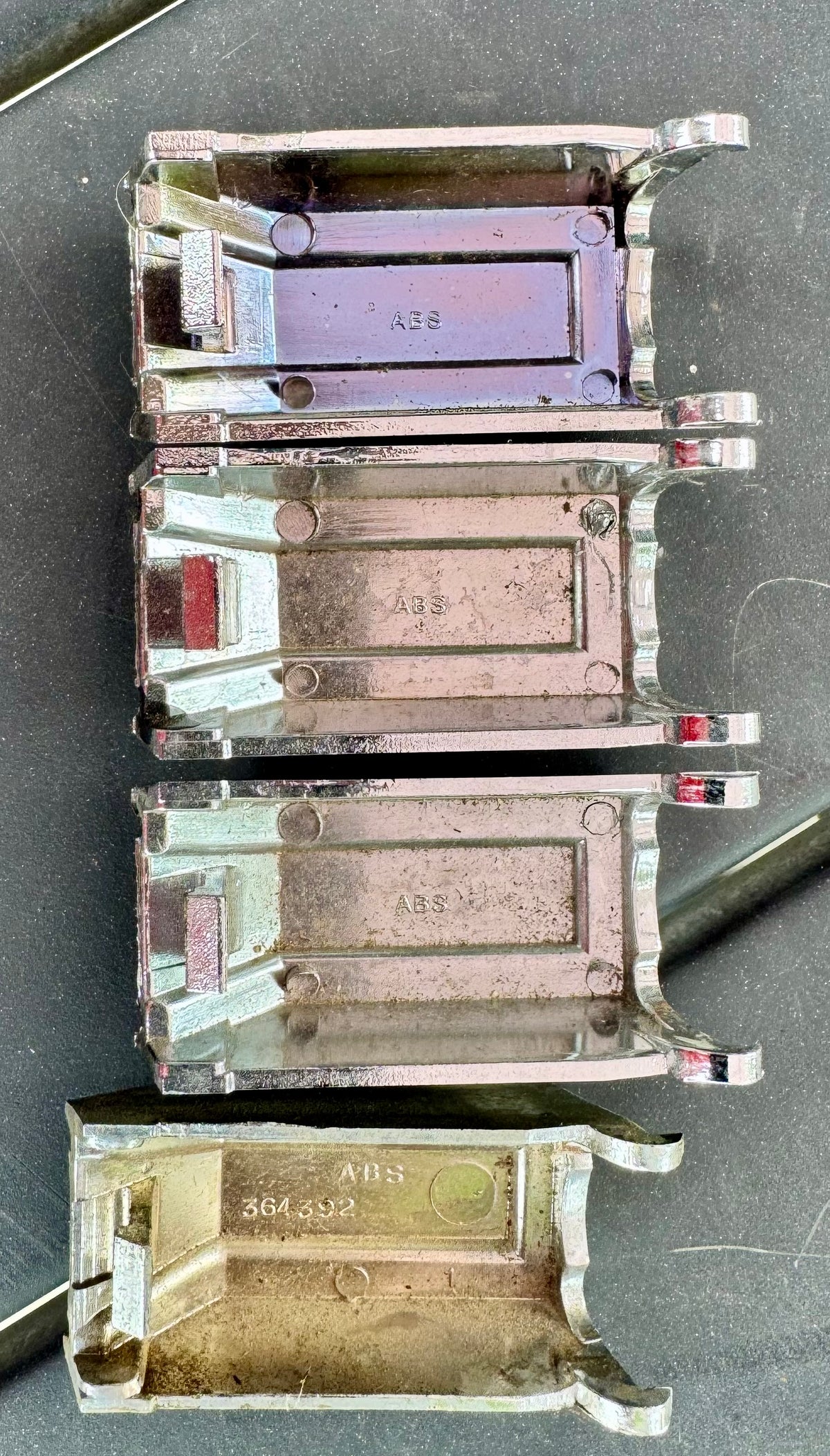 1977-80 Door panel trim clips