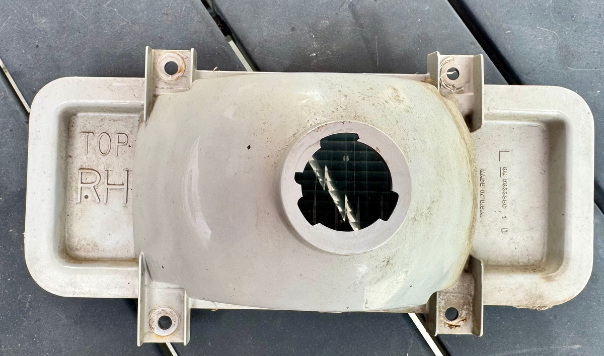 1980 V22 RH park lamp