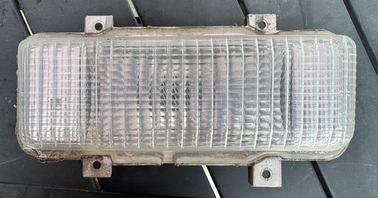 1980 V22 RH park lamp