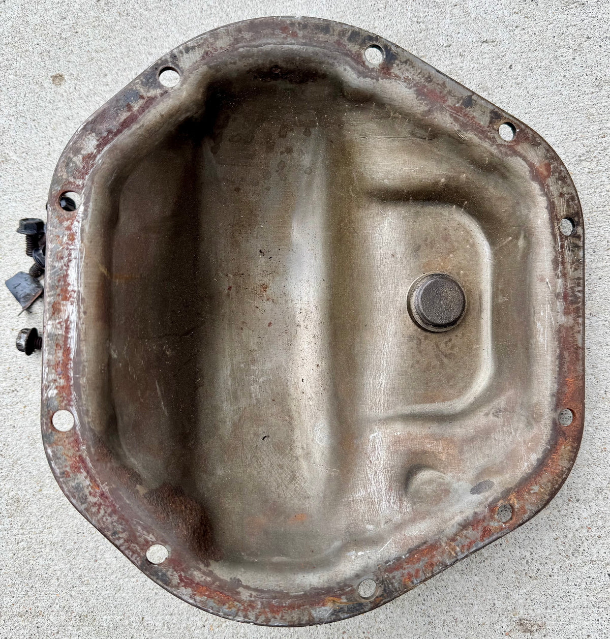 Dana 44 front differential cover