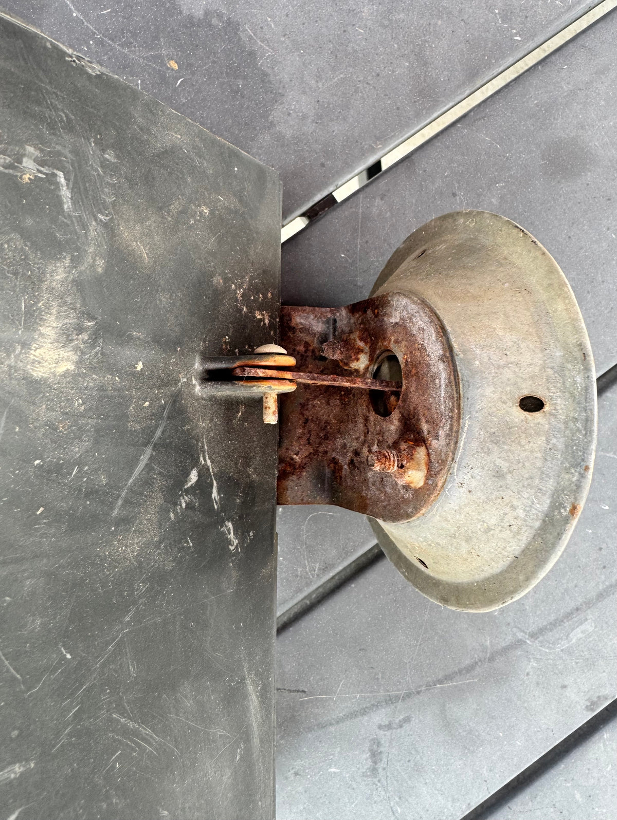 1973-1991 Vacuum valve