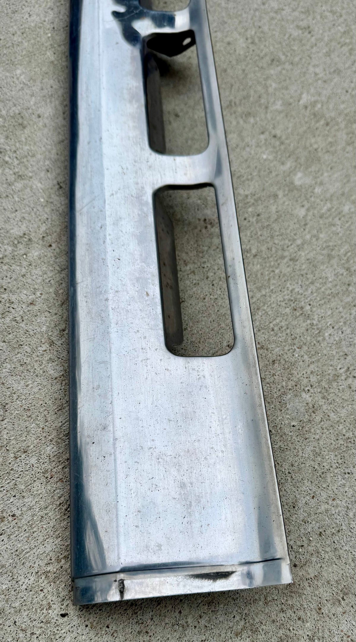 1979-80 lower grille trim