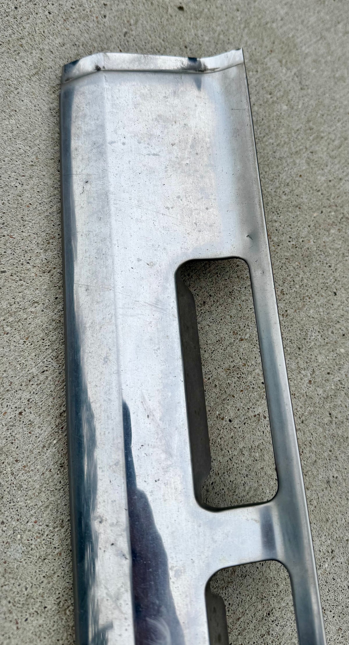 1979-80 lower grille trim