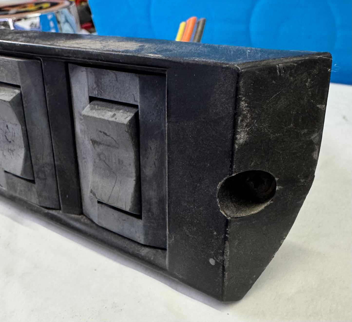 Suburban rear heat, ac dash switch