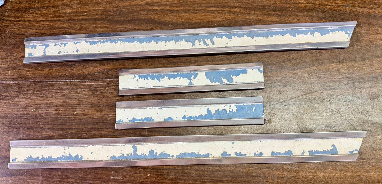 1983/84 Chevrolet grille and bezel trim