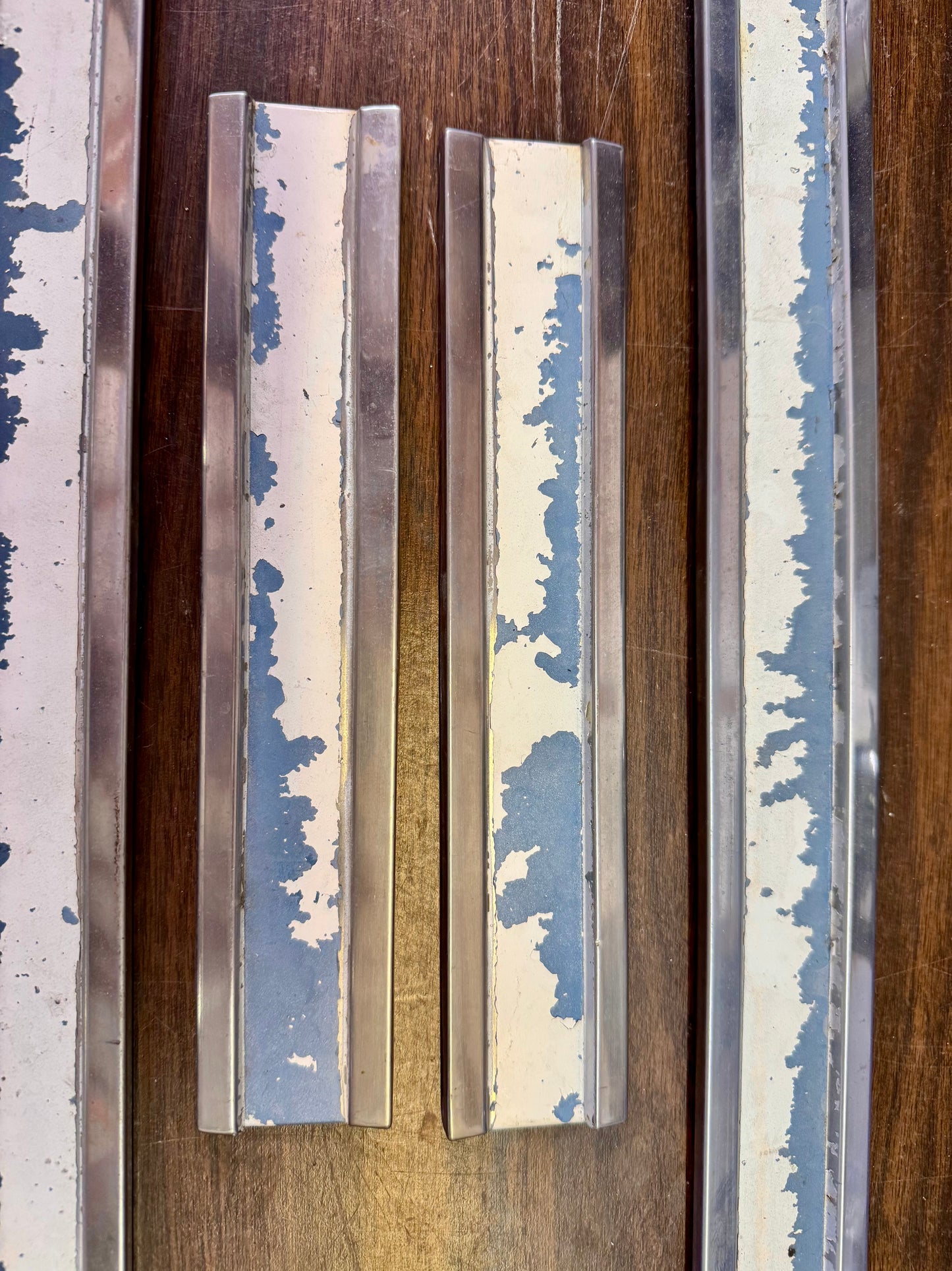 1983/84 Chevrolet grille and bezel trim