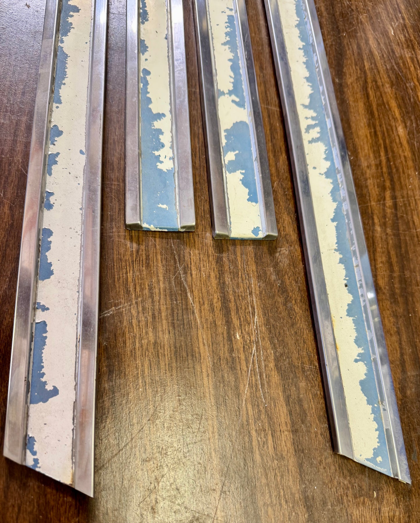 1983/84 Chevrolet grille and bezel trim