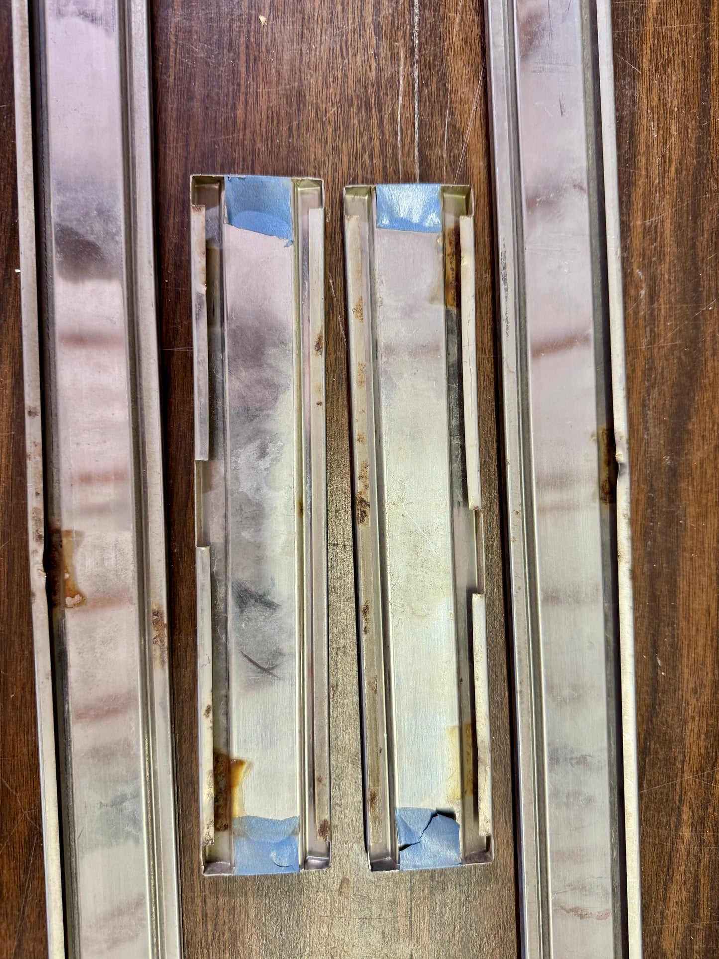 1983/84 Chevrolet grille and bezel trim
