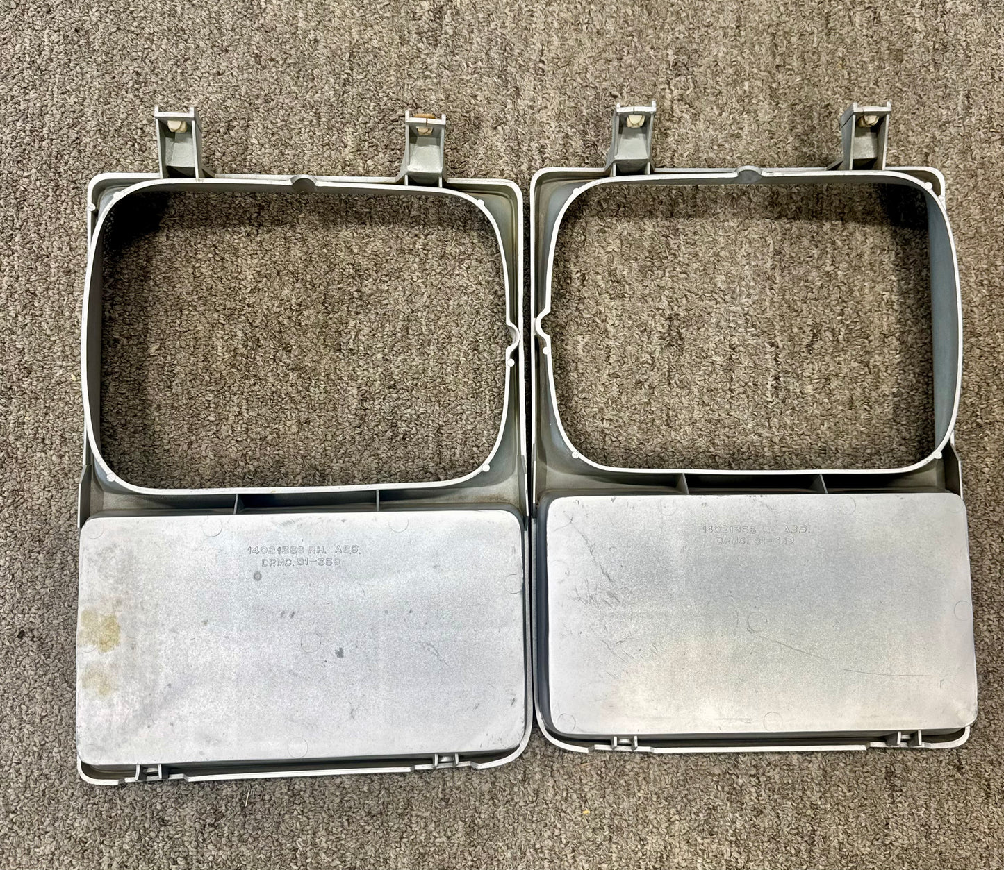 1981-82 GMC single headlamp bezel