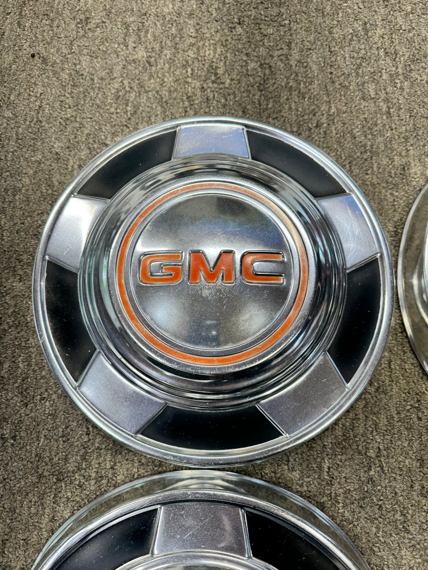 1976-1991 GMC 1/2 ton hubcaps