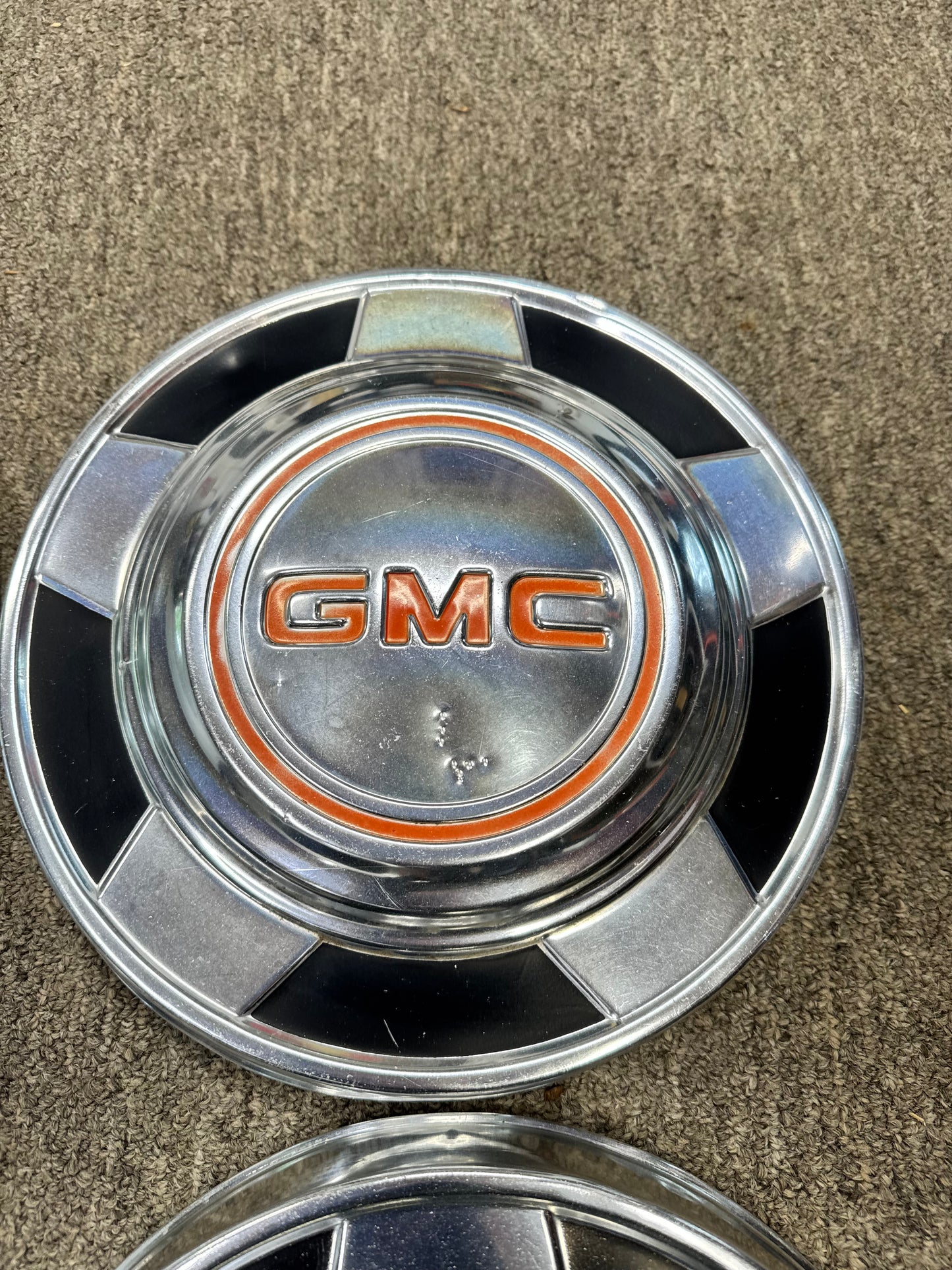 1976-1991 GMC 1/2 ton hubcaps