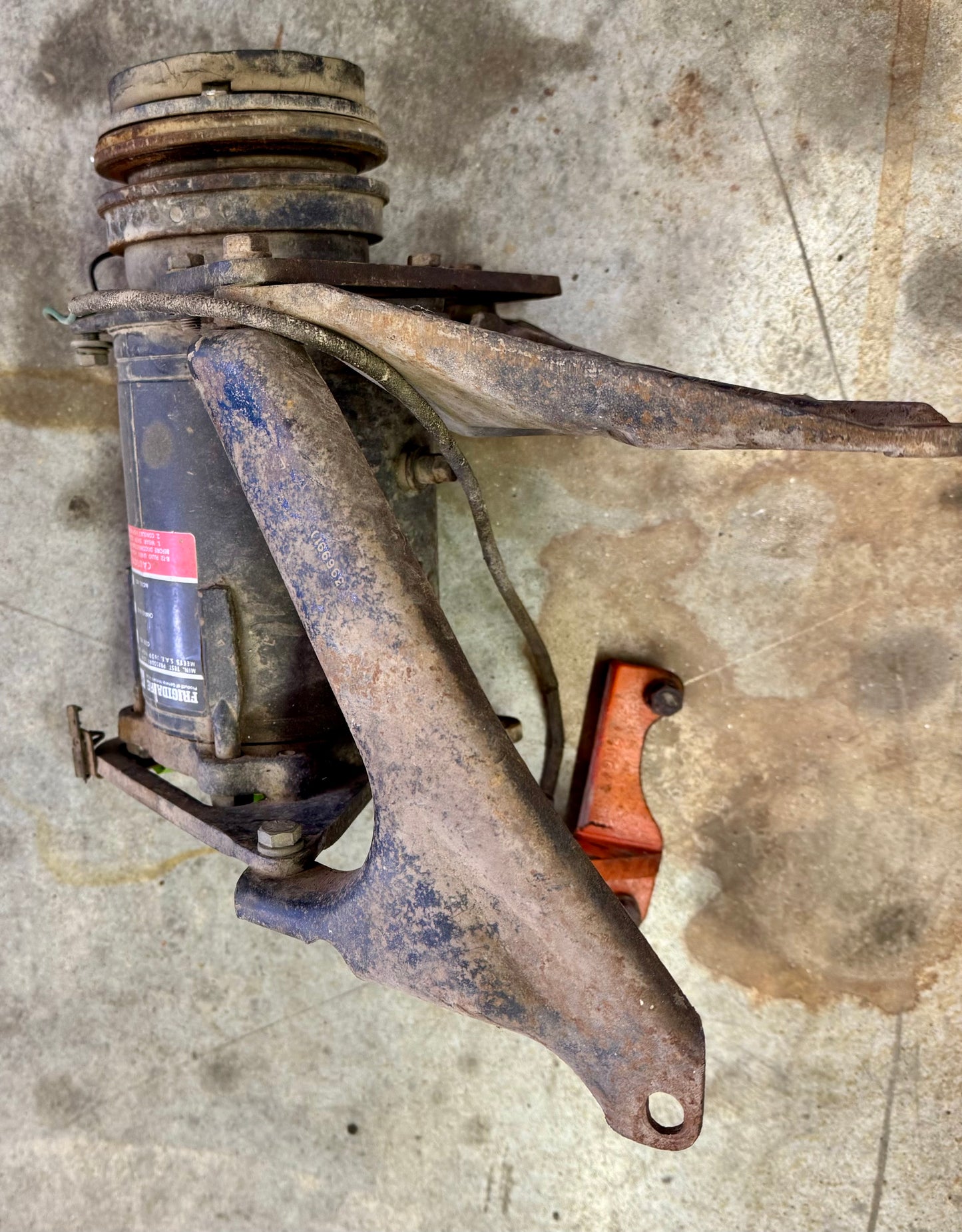 Big block brackets and compressor