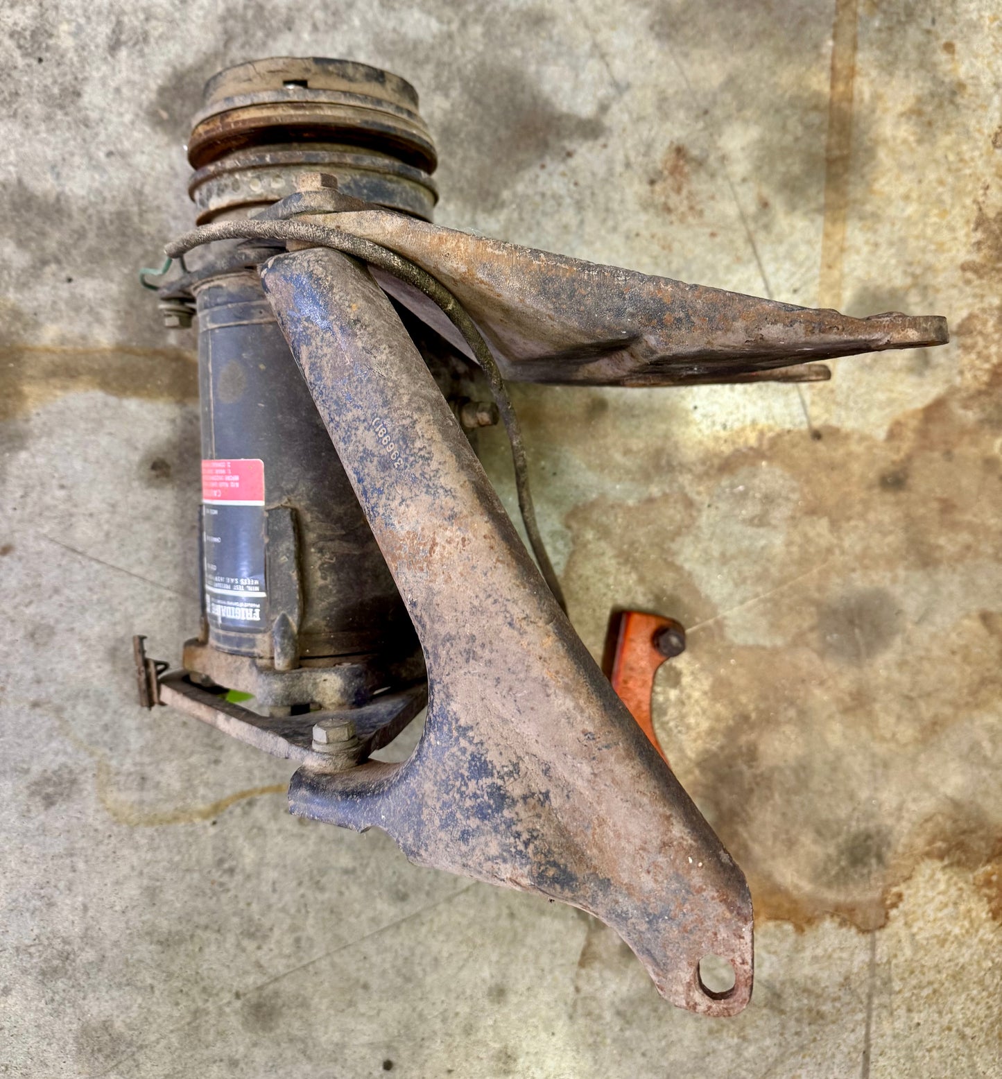 Big block brackets and compressor