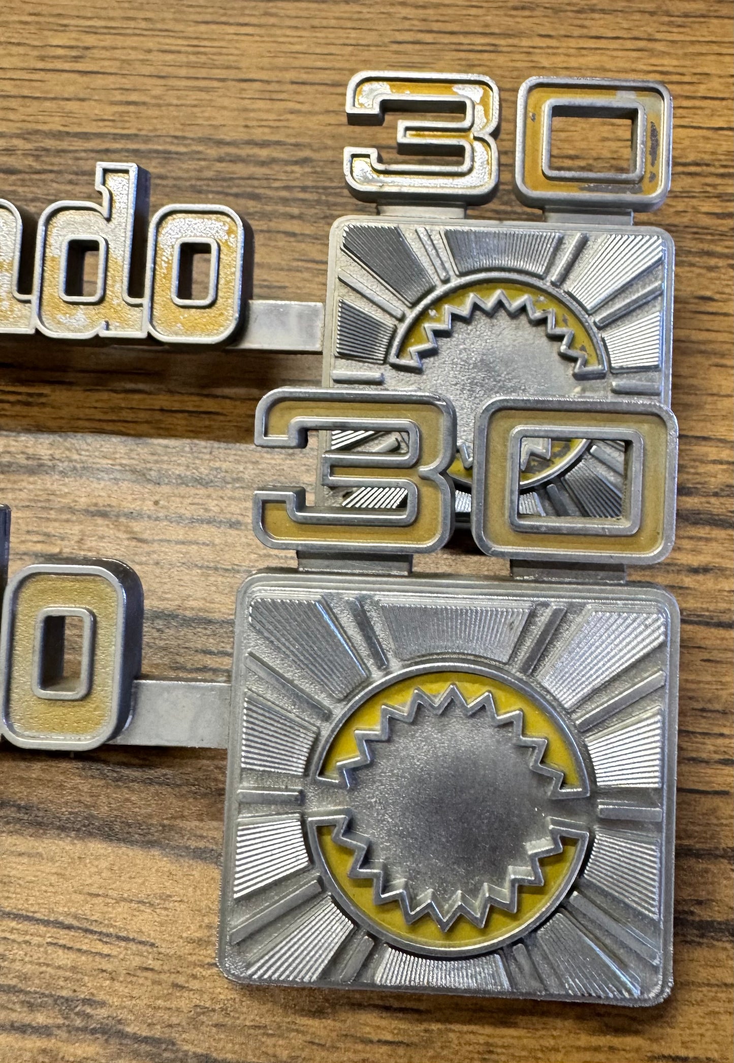 1975-80 Silverado/30 Fender Emblems