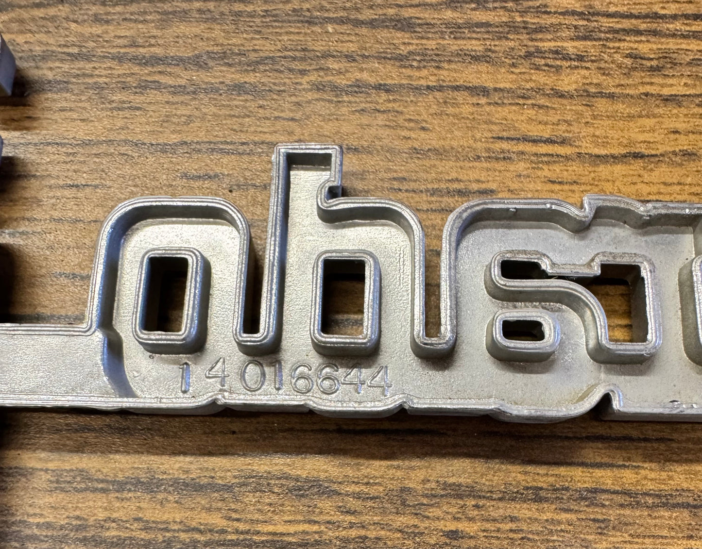 1975-80 Silverado/30 Fender Emblems