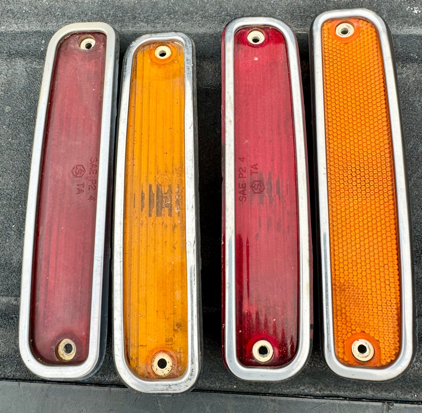 Dually fender marker lights