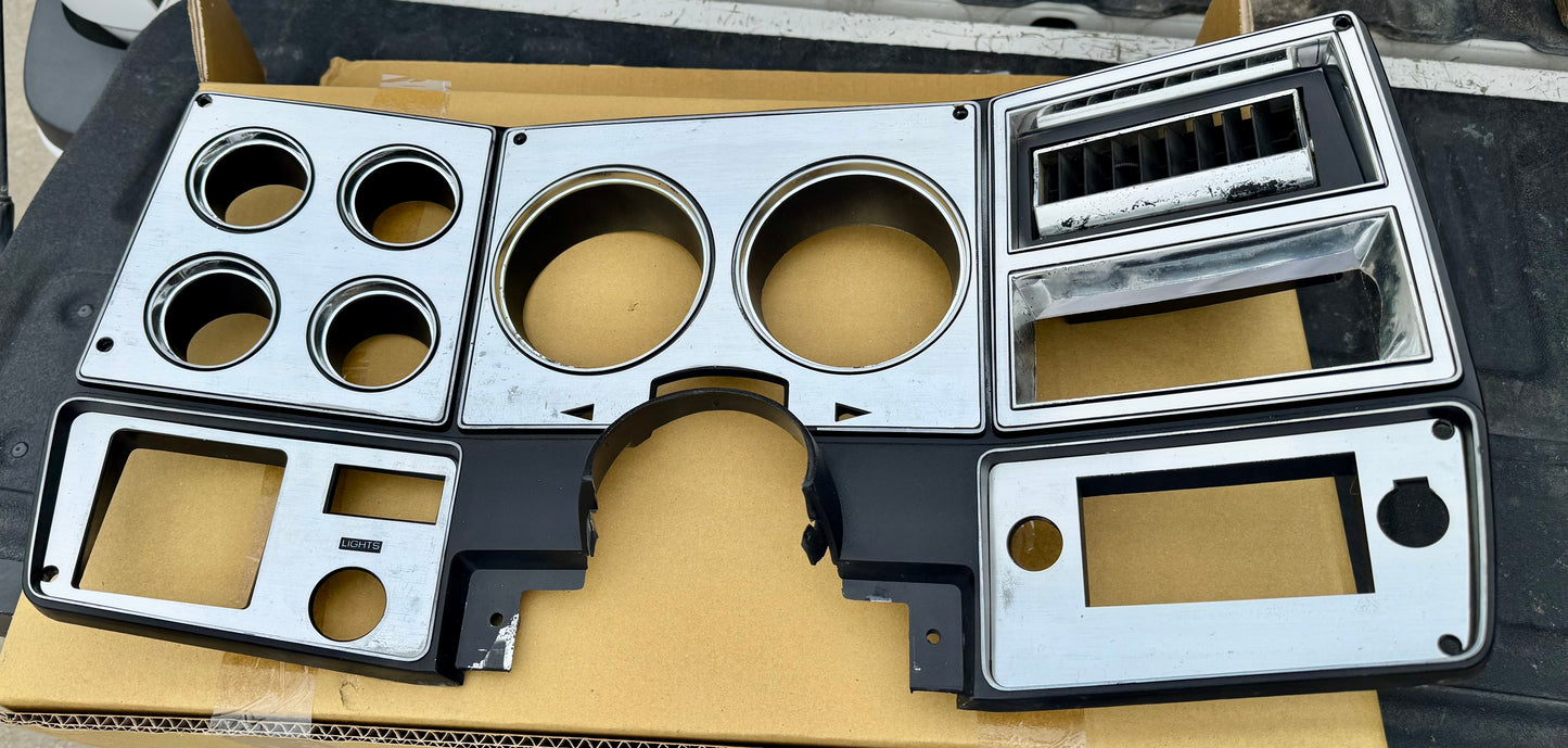 1978-80 Instrument Bezel